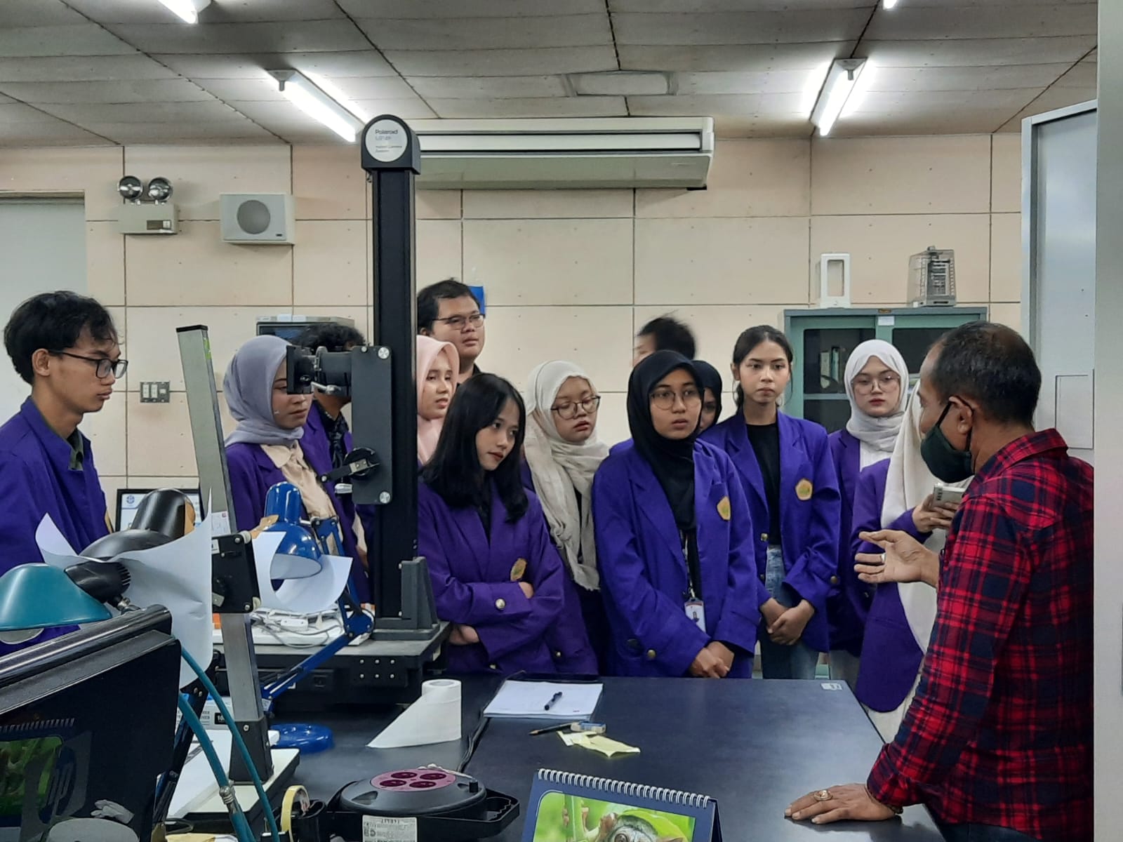 Mahasiswa Program Studi Biologi FMIPA Universitas Pakuan Kunjungi Pusat Zoologi BRIN di Cibinong.  Bogor, 12 Desember 2024.